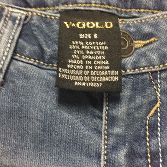 Girls Star V-GOLD Shorts - Picture 2 of 3